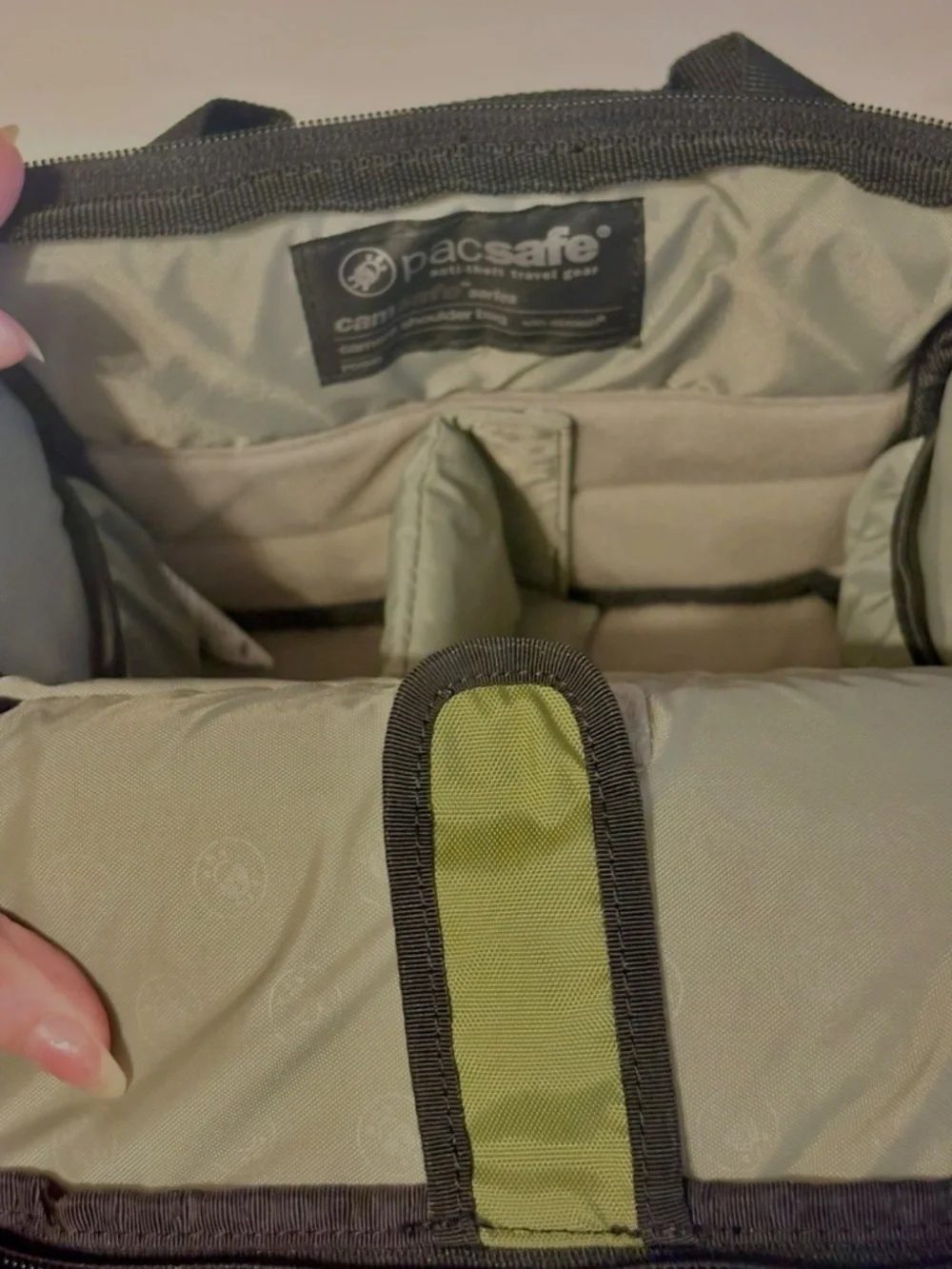 Pacsafe Camera Shoulder Bag Camsafe Olive Green w/ Exomesh PD000 Anti-Theft Gear